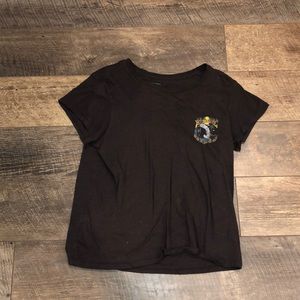 black patterned billabong t-shirt!!